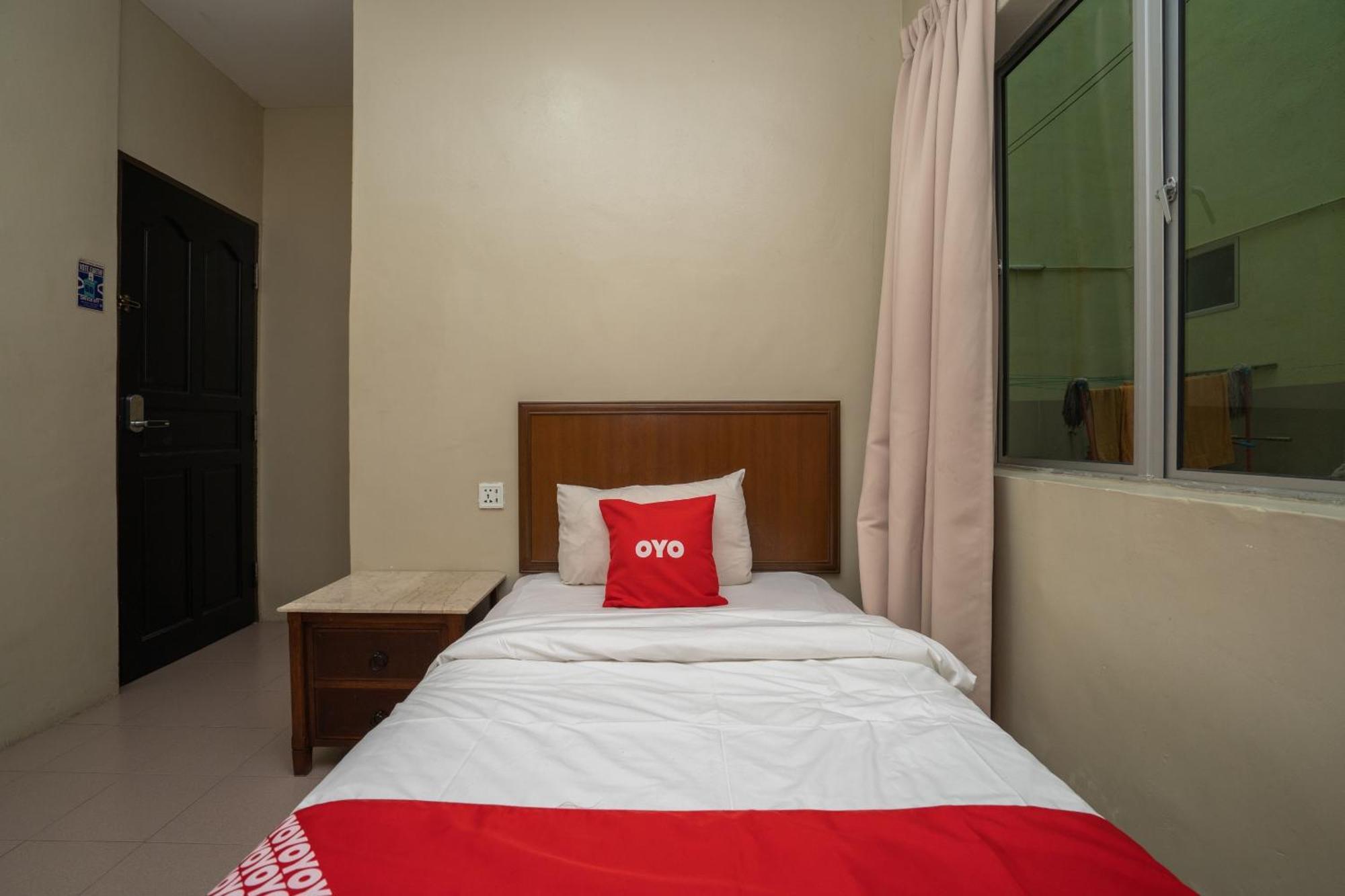 OYO 1194 Best Stay Hotel Pangkor Kampong Pasir Bogak Exterior foto