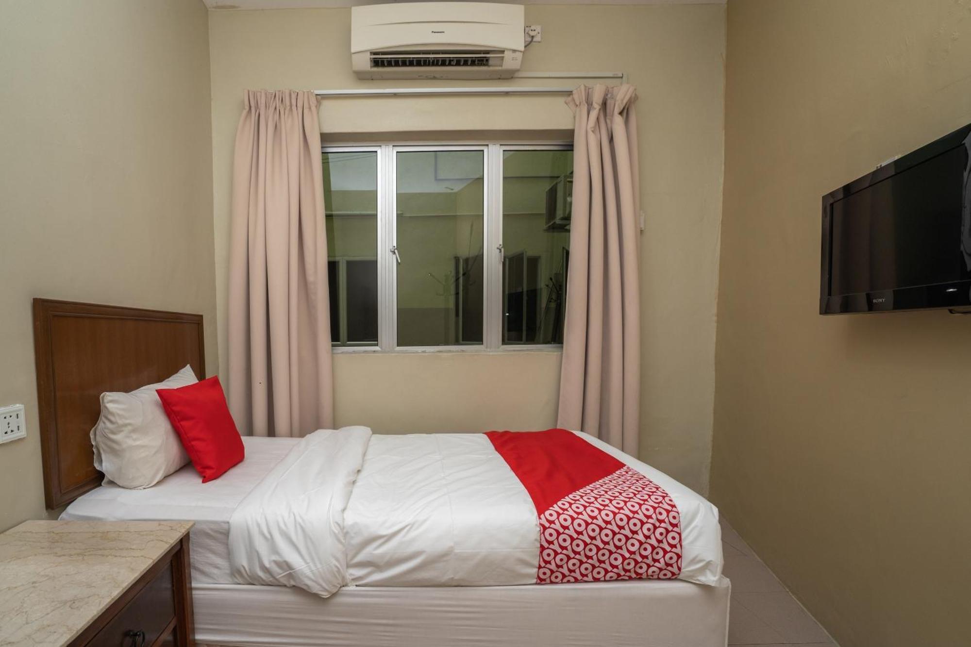 OYO 1194 Best Stay Hotel Pangkor Kampong Pasir Bogak Exterior foto
