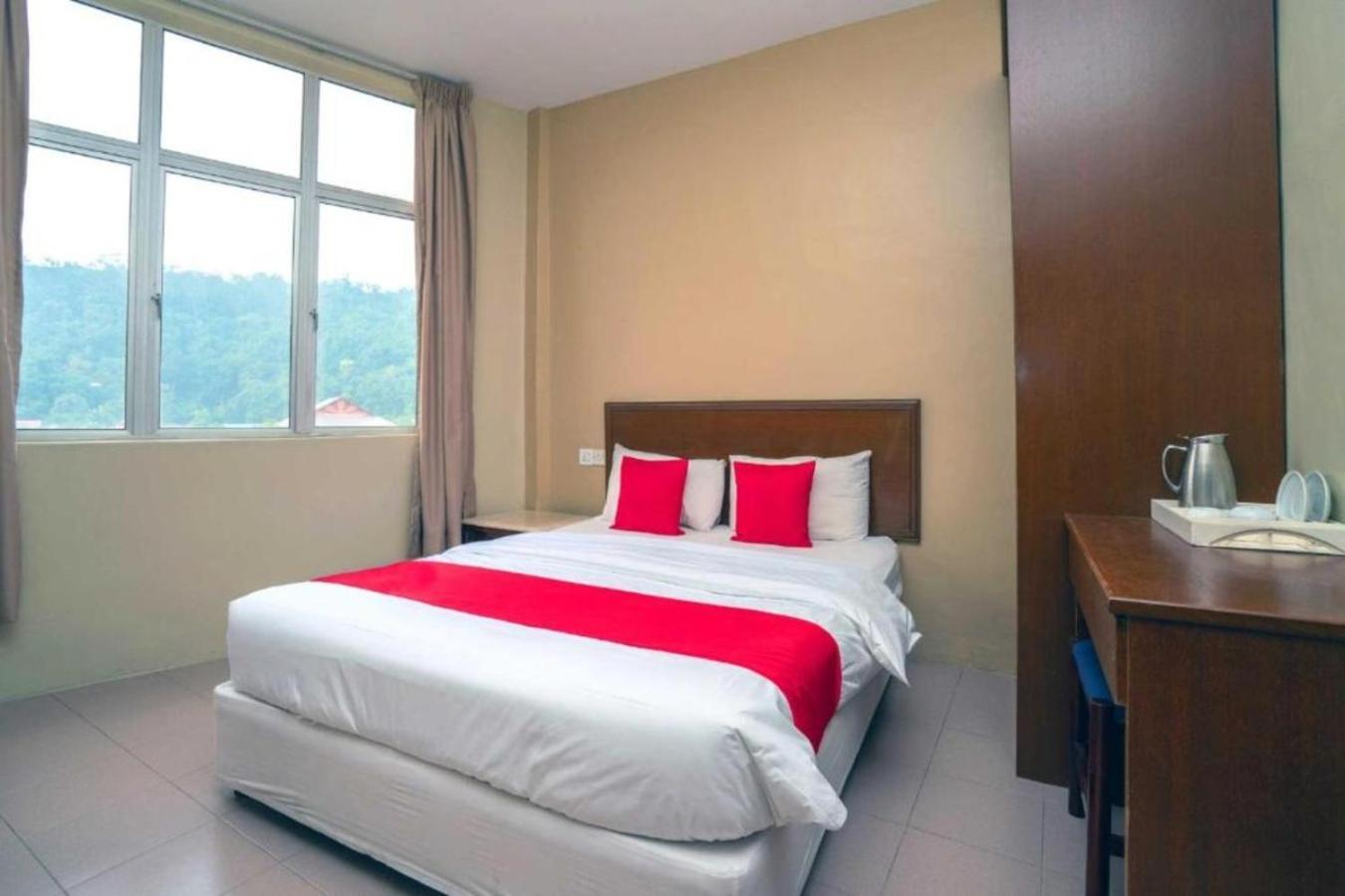 OYO 1194 Best Stay Hotel Pangkor Kampong Pasir Bogak Exterior foto